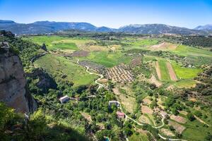 andalusia paesaggio, campagna strada e roccia nel ronda, Spagna foto