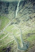 Trollstigen, troll sentiero, serpentina montagna strada nel Norvegia foto