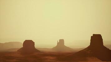 panorama con famoso monumento valle a partire dal Arizona foto