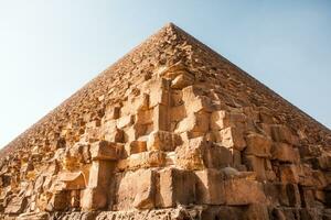famoso egiziano piramidi di giza. paesaggio nel Egitto. piramide nel deserto. Africa. Meraviglia di il mondo foto