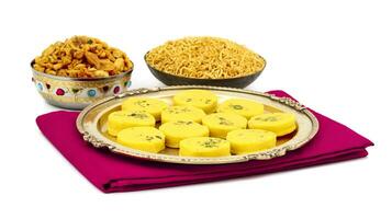 indiano dolce cibo kesar peda foto