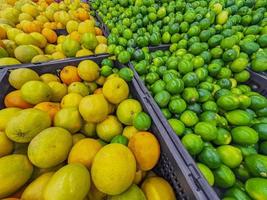 lime, arance e mandarini succosi in Messico