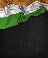 vintage bandiera dell'india su una lavagna nera grunge con spazio per il testo foto