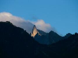 un' montagna gamma foto