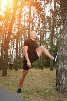 correre nel il foresta foto