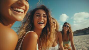 ai generato tre donne ridendo su il spiaggia foto