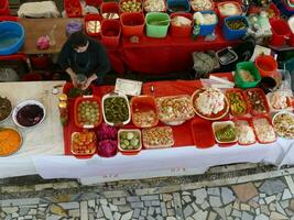 Coro mercato è un' circolare interno carsi coperto mercato, vendita cavallo carne, secco frutta, noccioline e altro Alimenti, compito foto