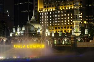 lumpur, malesia, 2021 - punto di riferimento della moschea jamek foto