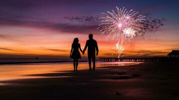 ai generato silhouette di un' coppia a piedi mano nel mano su il spiaggia con fuochi d'artificio illuminazione su il notte cielo foto