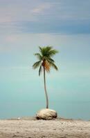 ai generato un' palma albero su superiore di un' ciottolo spiaggia nel un' grande mare con un' nuvoloso cielo foto