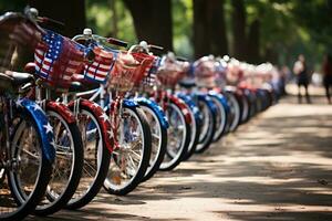 ai generato riga di rosso e bianca biciclette con americano bandiere nel il parco, decorato biciclette foderato su per un' il quarto di luglio parata, indipendenza giorno, ai generato foto