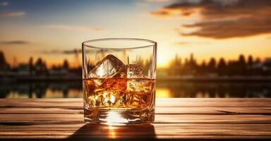 ai generato bicchiere di Whisky con ghiaccio cubi su tavolo a bar foto