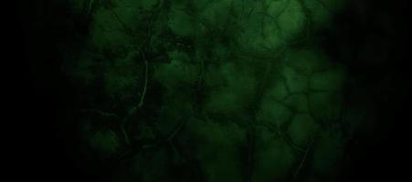 muro incrinato nebbioso verde scuro spaventoso per lo sfondo foto