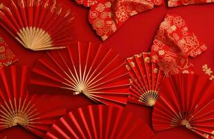 ai generato decorativo Cinese nuovo anno fan modelli stampato su un' rosso sfondo, foto