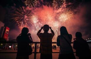 ai generato spettatori guardare a che cosa sembra piace fuochi d'artificio, foto