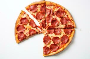 ai generato affettato peperoni Pizza nel bianca sfondo, foto
