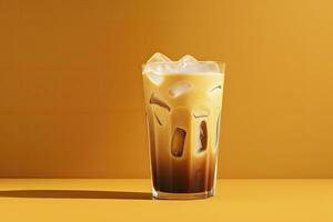 ai generato ghiacciato latte macchiato su giallo sfondo. ai generato foto