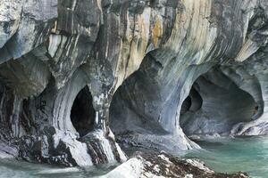 marmo grotte santuario, strano roccia formazioni causato di acqua erosione, generale carrera lago, puerto rio tranquillo, aysen regione, patagonia, chile foto