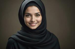 ai generato bellissimo musulmano donna sorridente e ridendo indossare un' hijab e decorato scialle foto