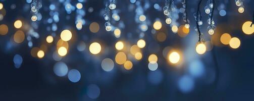 ai generato vacanza illuminazione e decorazione concetto, Natale ghirlanda bokeh luci al di sopra di buio blu sfondo. ai generato foto