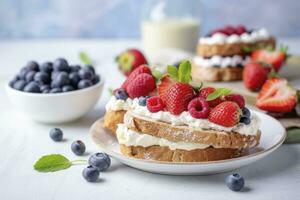 ai generato fresco prima colazione con mirtillo, fragola, lampone ricotta segale panini. ai generato foto