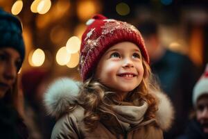 ai generato bambini a un' Santa Claus festa, indossare Santa cappelli e avidamente in attesa Babbo Natale arrivo, circondato di Natale luci e decorazioni foto