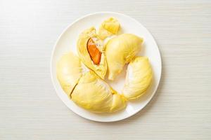 durian stagionato e fresco, buccia di durian