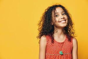 infanzia donna donna africano carino felicità giovane viso capelli persona ritratto contento ragazza Sorridi femmina foto