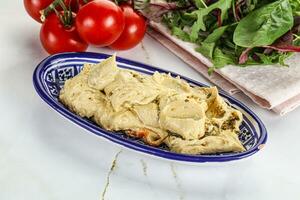 cremoso hummus nel il ciotola foto