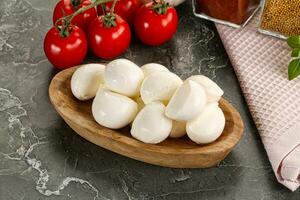 mini mozzarella formaggio bolle mucchio foto