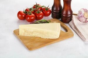 pezzo italiano difficile parmigiano formaggio foto
