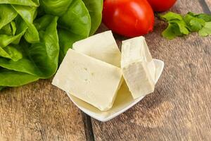 greco tradizionale feta formaggio nel il piatto foto