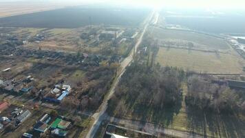 villaggio elitnyy krasnoarmeyskiy quartiere, krasnodar Krai, Russia. volante a un altitudine di 100 metri. il rovinare e oblio foto