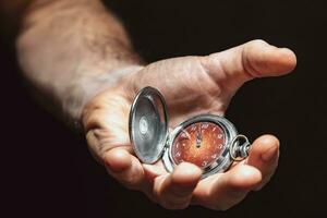 orologio mostrando tempo nel mano per attività commerciale concetto o motivante tema foto