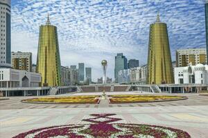 Immagine di il kazakh capitale astana nel estate a partire dal 2015 foto