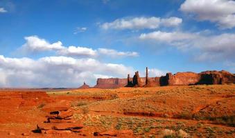 paesaggio della zona desertica della Monument Valley usa foto