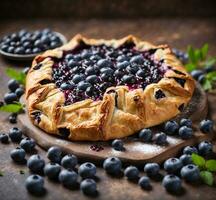 ai generato mirtillo crostata con fresco frutti di bosco su rustico sfondo, selettivo messa a fuoco foto