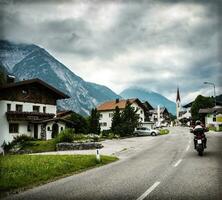 motociclista turismo Europa foto