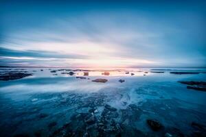 bellissimo paesaggio marino foto