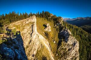 vista dei monti tatra dal sentiero escursionistico. Polonia. Europa. foto