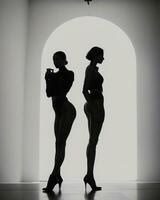 ai generato silhouette di tre donne nel nero e bianca vestiti, studio sparo. ai generativo foto