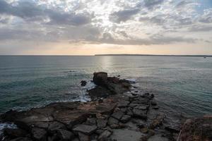 meraviglioso tramonto a calo d es mort sull'isola di formentera in spagna. foto