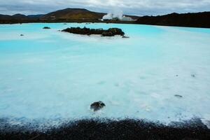 pittoresco paesaggio con verde natura nel Islanda foto