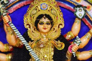 devi Durga è il supremo dea, simboleggiante potenza, protezione, e trionfo di bene al di sopra di il male foto