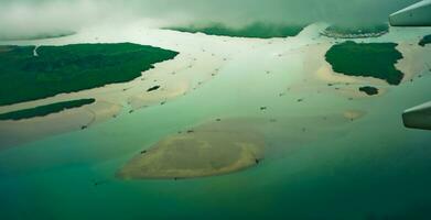 aereo Visualizza di il fiume nel il Riau isole foto