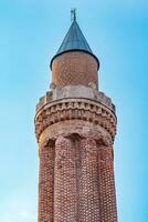 yivli minare Camii, scanalato minareto moschea nel storico centro nel antalya foto