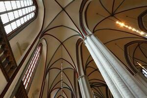 Berlino, Germania, 2021 - a volta soffitto di il ristrutturato santo Nicholas Chiesa, nikolai quartiere, Berlino, Germania foto