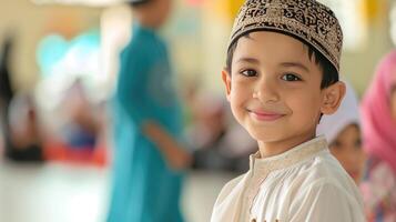 ai generato ispirazione momenti - Ramadan bambini beneficenza evento con sorridente facce e dando cuori foto