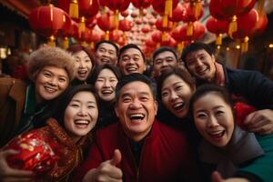 ai generato gruppo di Cinese persone celebrare Cinese nuovo anno a un' tradizionale Festival foto