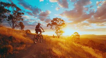 ai generato montagna motociclista su sporco pista nel sole esposizione a tramonto foto